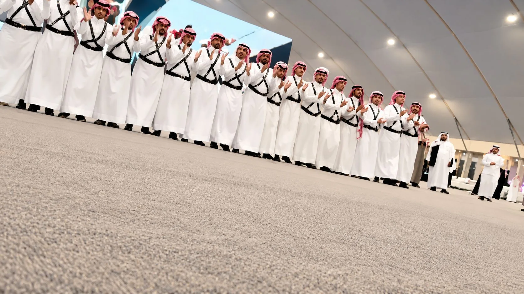 العرضة في حفل مهيوبات